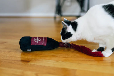 P.L.A.Y. - Feline Frenzy Kicker Toy-Red Wine#PY724