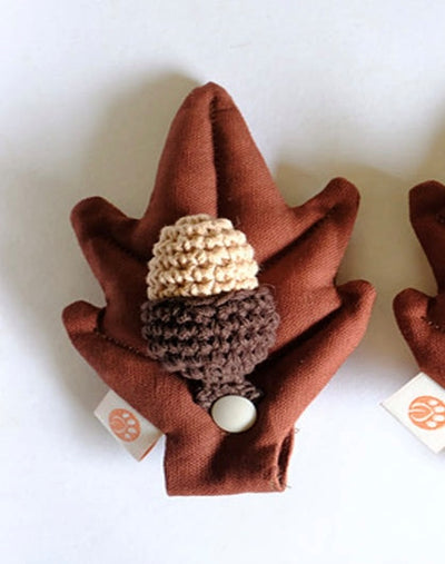 HIKOINU - Acorn Leaf (Brown)